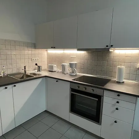 Comfortable Shared With Private In Daire