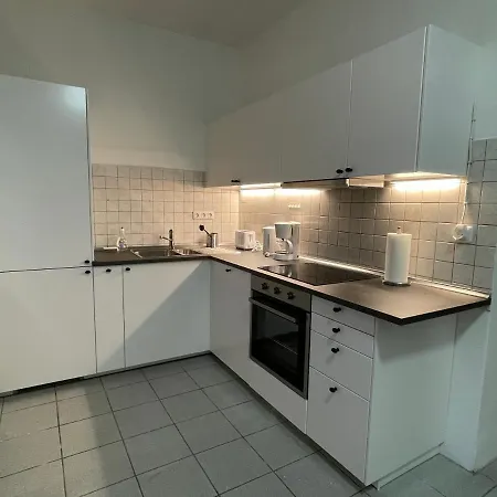 Daire Comfortable Shared With Private In Wesseling