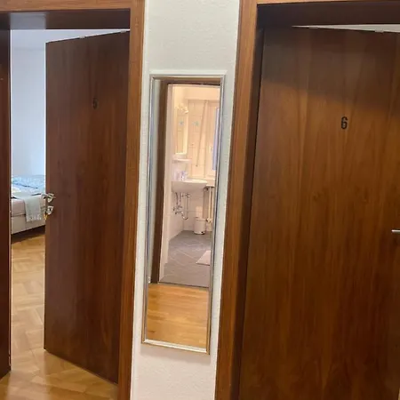 Comfortable Shared With Private In * Wesseling