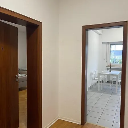 Daire Comfortable Shared With Private In Wesseling