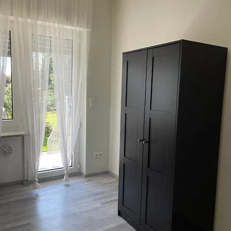 Daire Comfortable Shared With Private In Wesseling