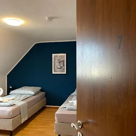 Daire Comfortable Shared With Private In Wesseling