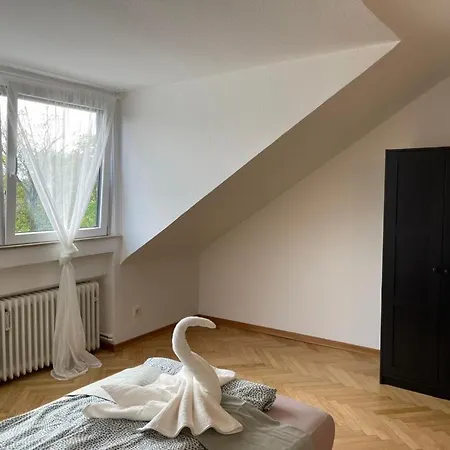 Comfortable Shared With Private In *