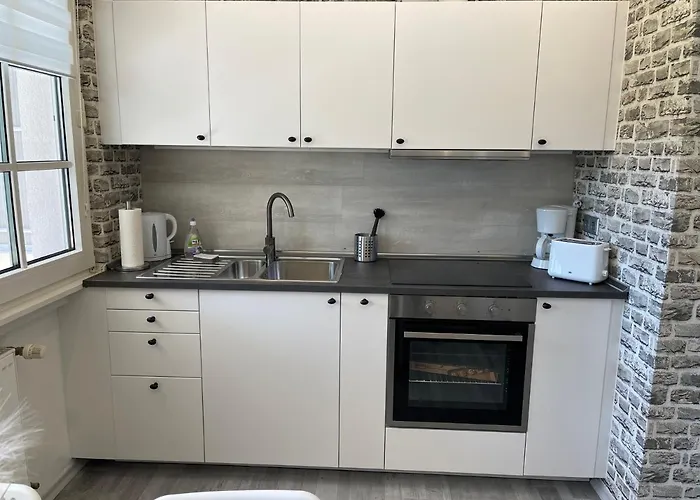 Апартаменты Comfortable Shared With Private In *