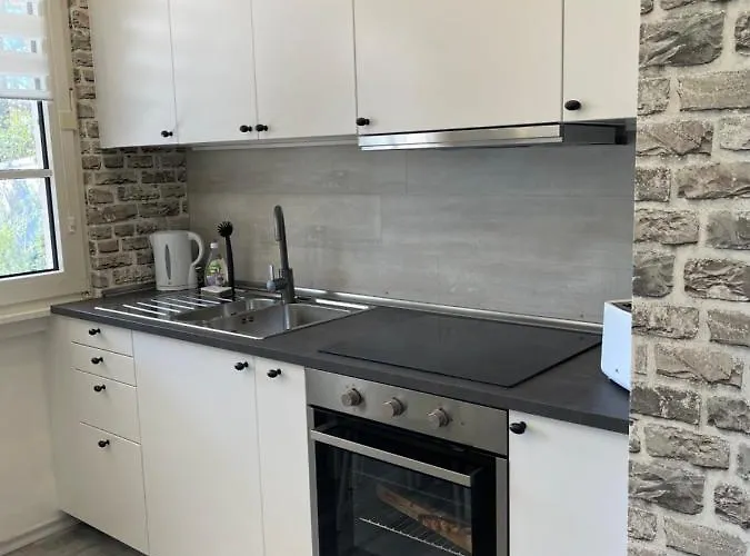 Comfortable Shared With Private In * Весселинг