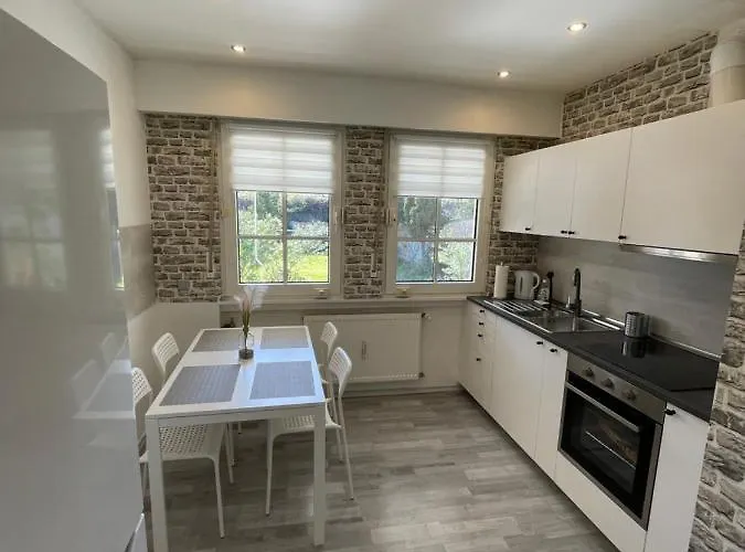 Comfortable Shared With Private In Весселинг