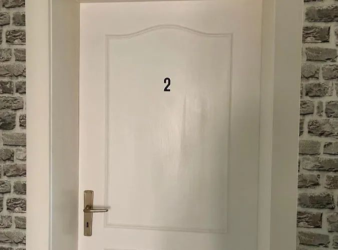 Comfortable Shared With Private In Апартаменты