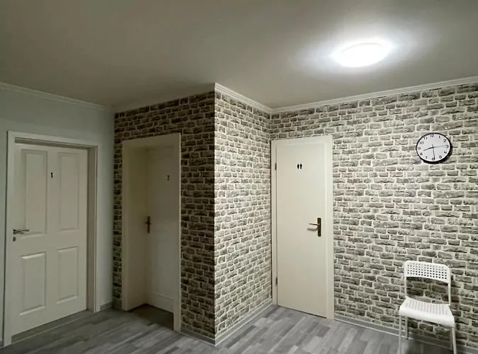 Апартаменты Comfortable Shared With Private In