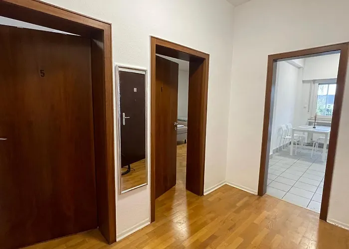 Comfortable Shared With Private In Апартаменты