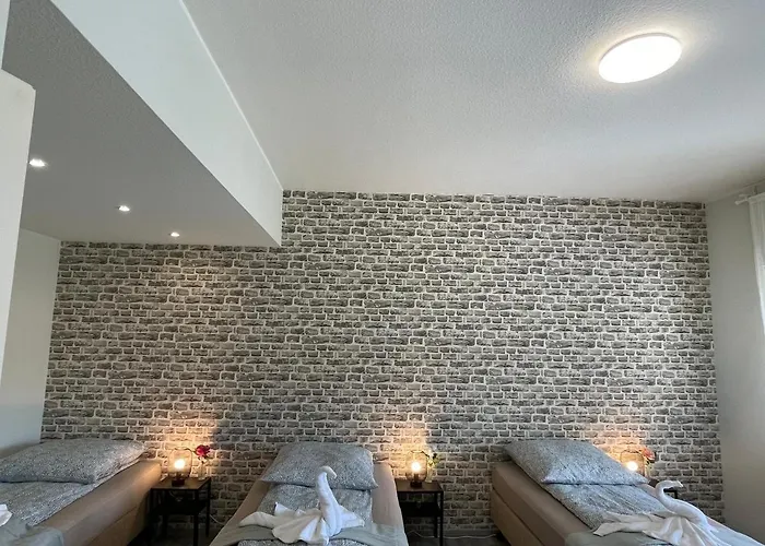 Апартаменты Comfortable Shared With Private In *