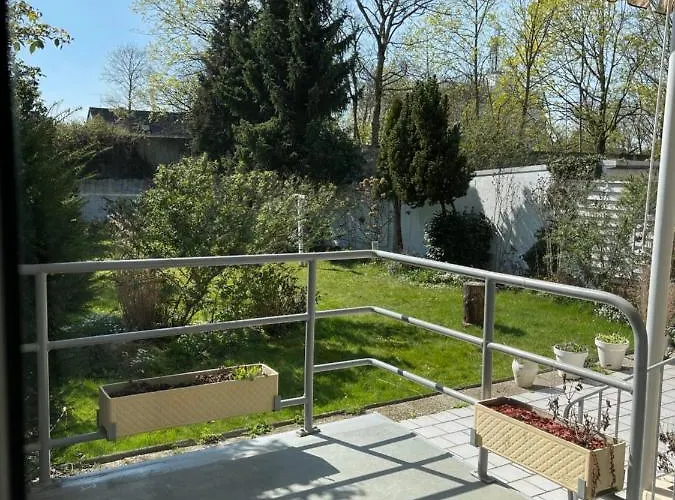 Comfortable Shared With Private In Апартаменты *